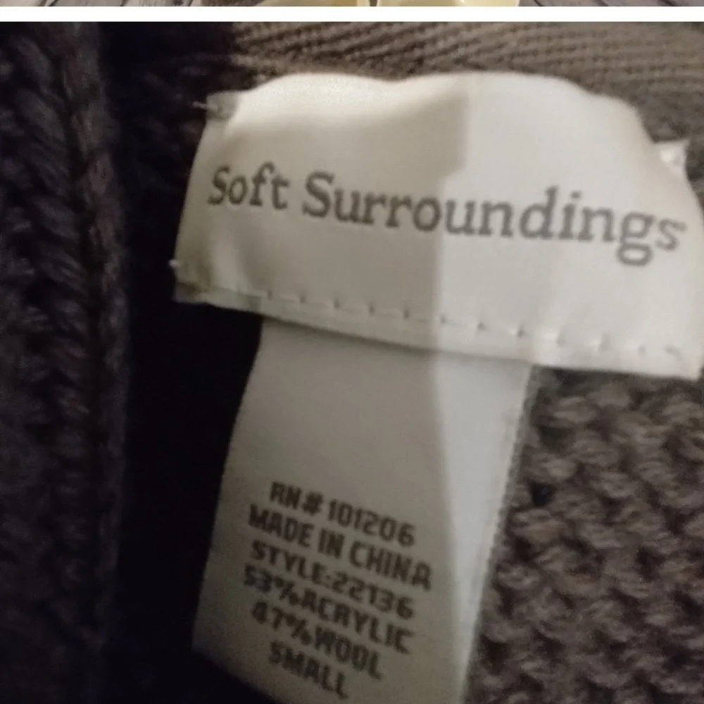 Soft surroundings belted cozy cardigan size small - Picture 2 of 6
